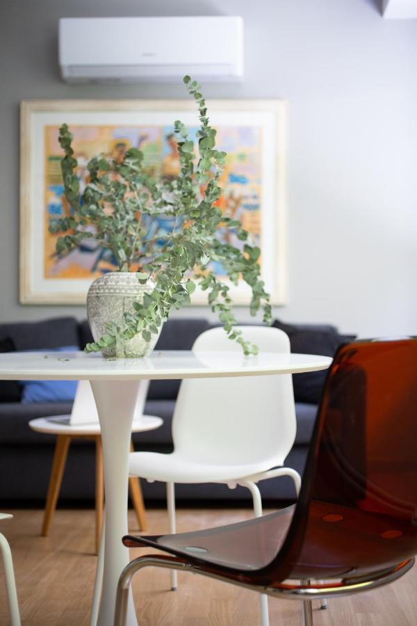 Bright 2Bdr Apartment Downtown Exarcheia! Афины Экстерьер фото